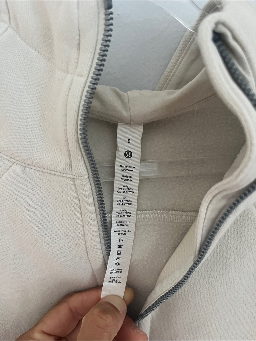 Lululemon Scuba Full-Zip Cropped Hoodie - Picture 12 of 12